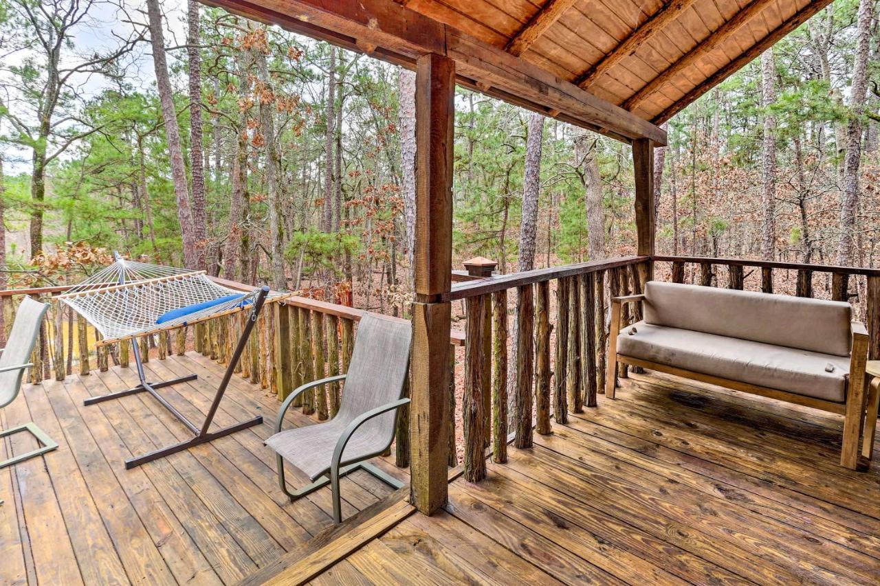 Broken Bow Log Cabin With Fire Pit, Pond, And Deck! Zewnętrze zdjęcie